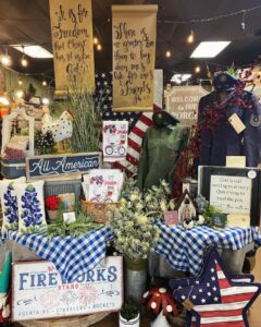 Ladies’ Night on the Square: Glen Rose’s Monthly Must-Do!